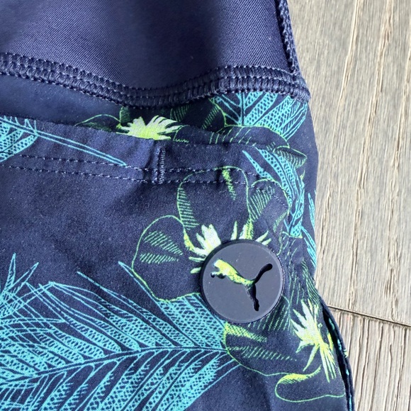 Puma Golf PWRSHAPE Paradise Skirt in Navy Size Medium - Picture 6 of 6